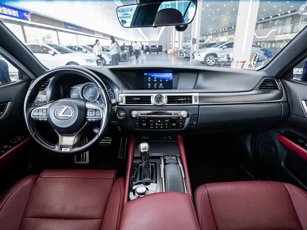 Lexus GS — миниатюра 11