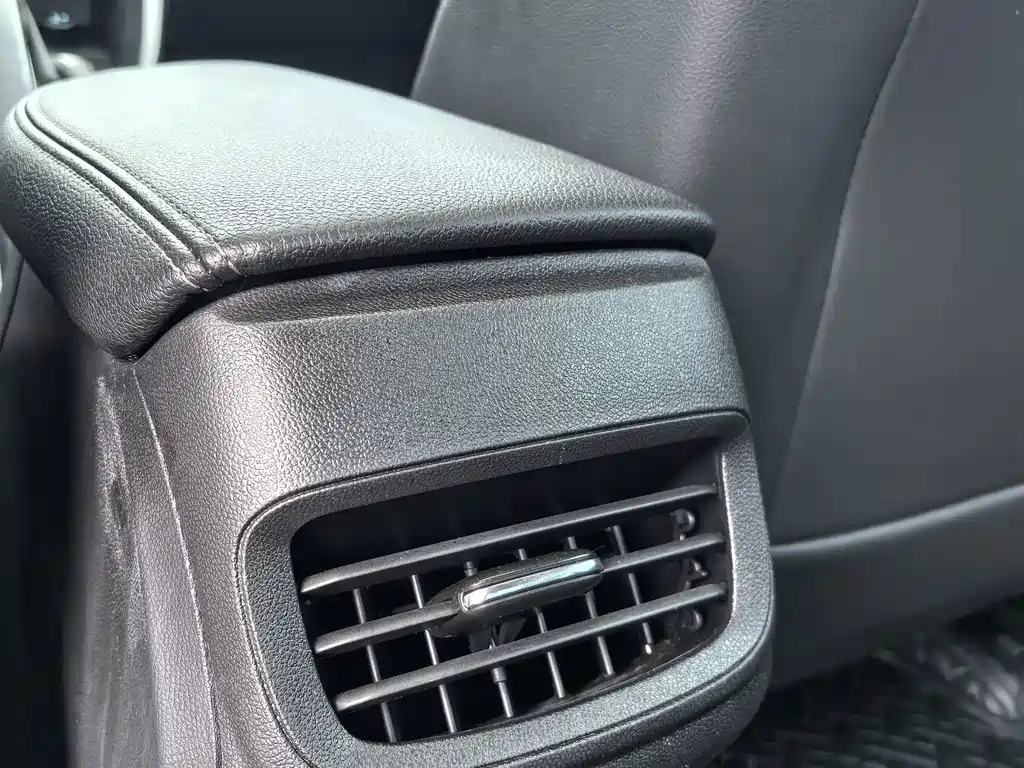 Buick Excelle — миниатюра 13