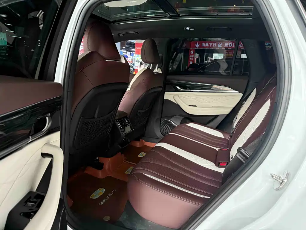 Geely Monjaro L 2023 2.0TD AT Flagship