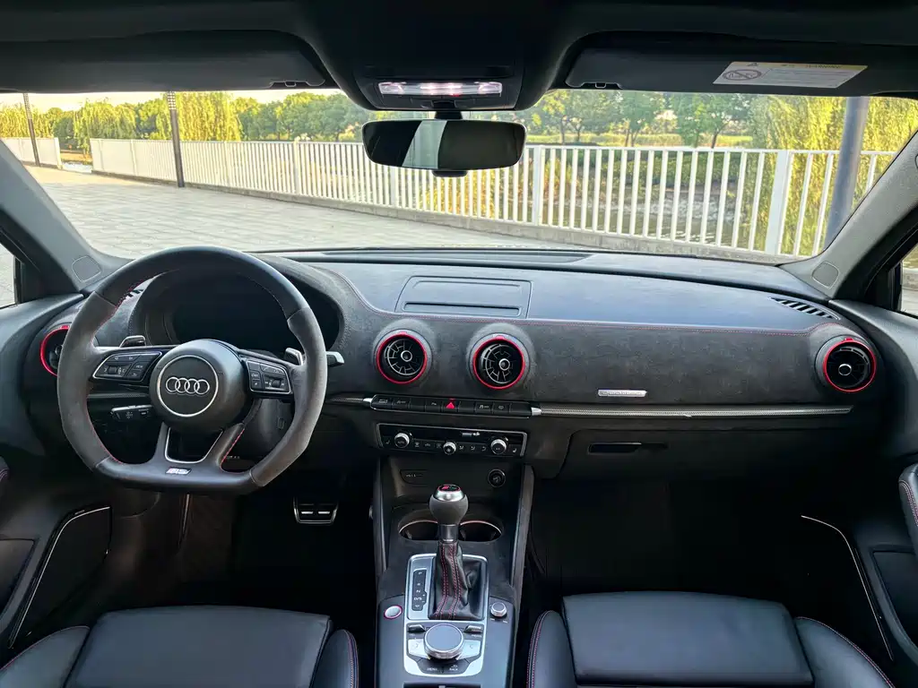 Audi RS 3 — миниатюра 6