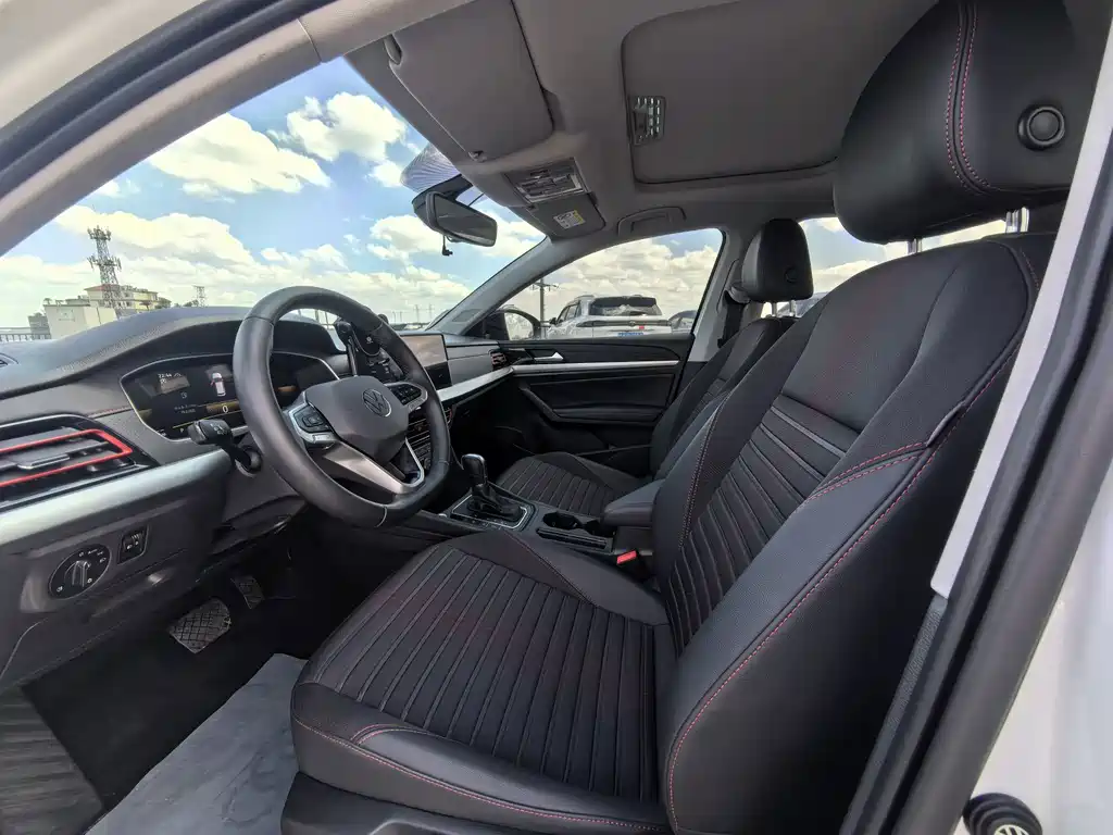 Volkswagen Lavida — миниатюра 7