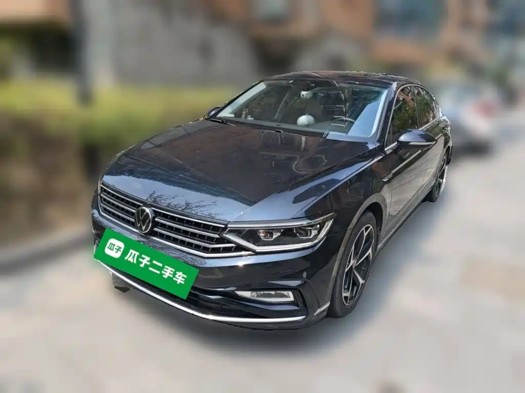 迈腾 2023款 200万辆纪念版 330TSI DSG豪华型 2023