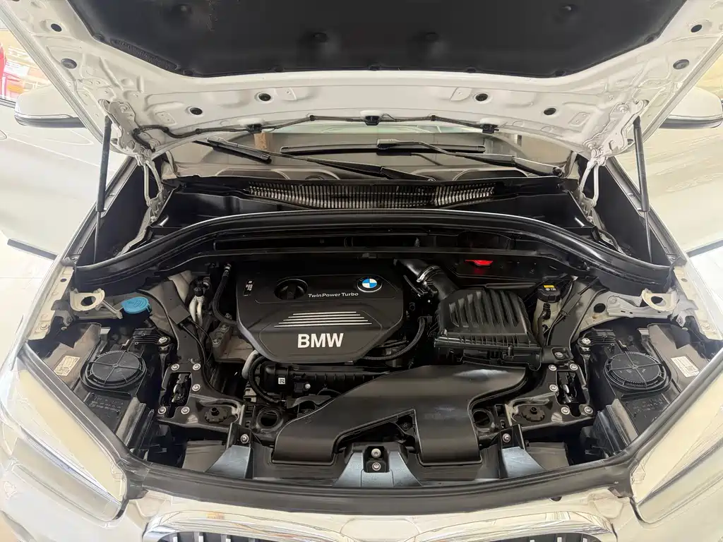 BMW X1 — миниатюра 9