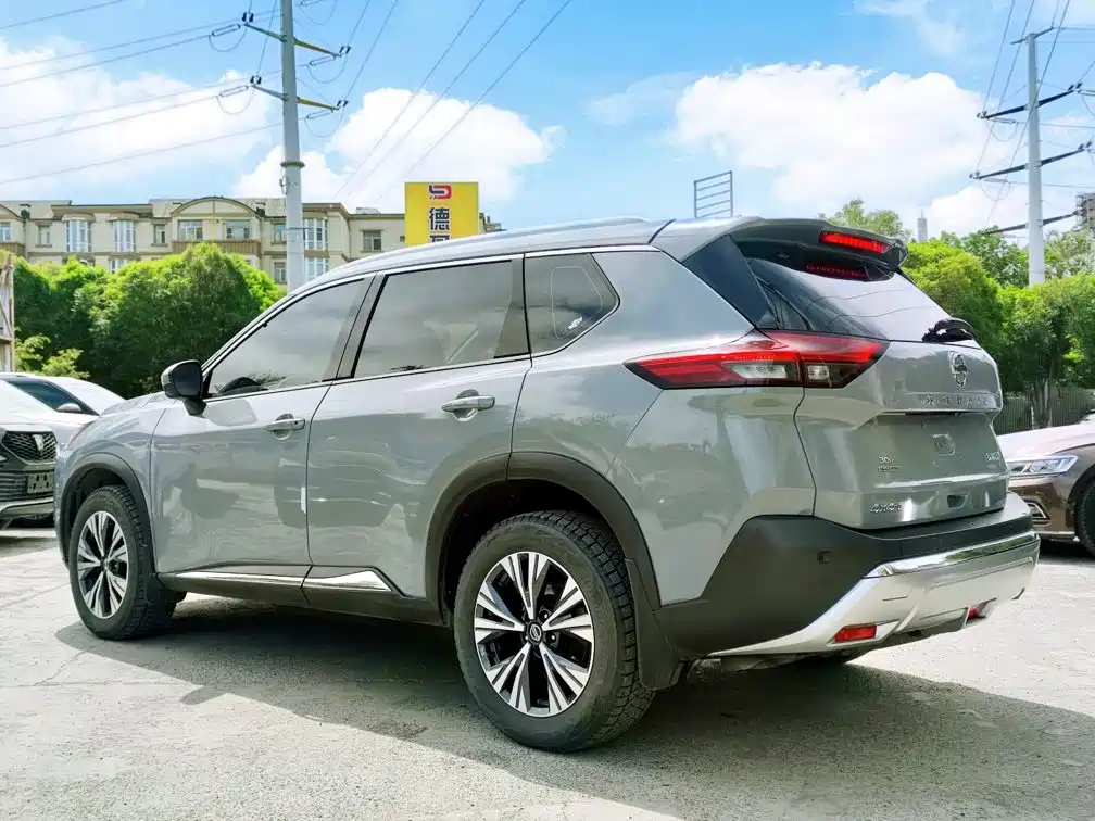 Nissan X-Trail — миниатюра 6