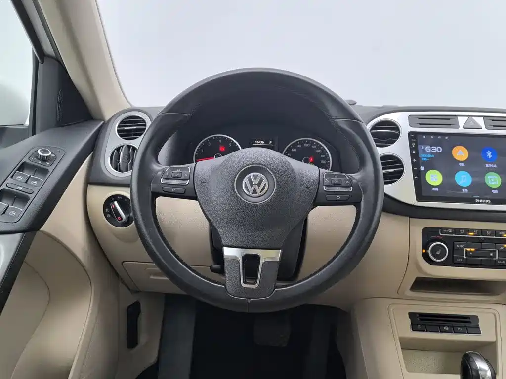 Volkswagen Tiguan — миниатюра 11