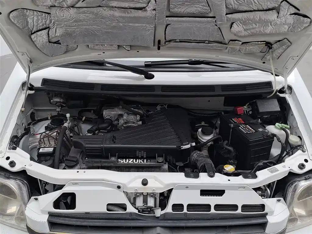 Suzuki Beidouxing 2012 1.4L MT 2