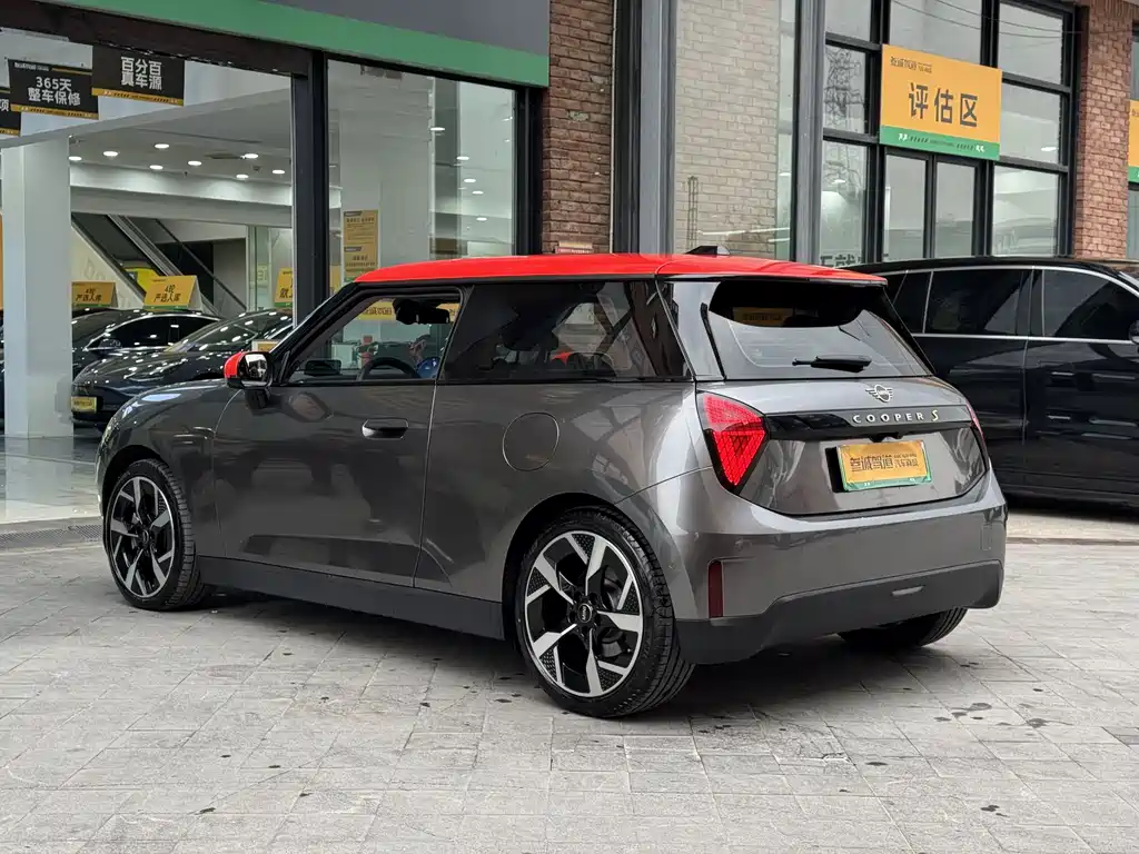 MINI ELECTRIC  COOPER