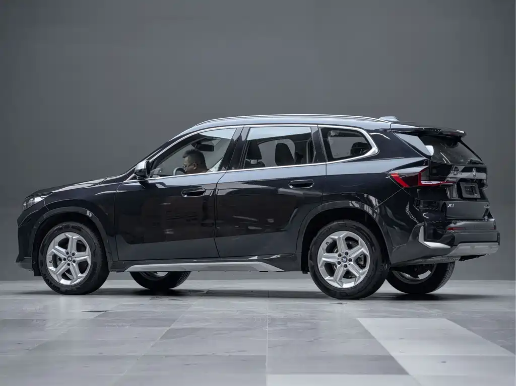 BMW X1 — миниатюра 7