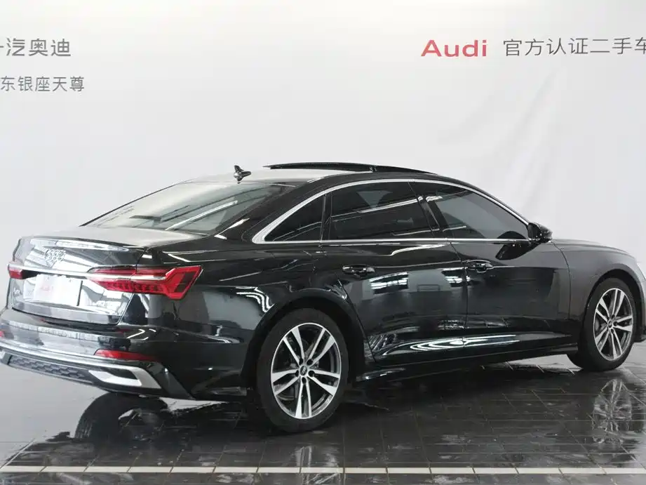 Audi A6L 2024 40 TFSI Luxury