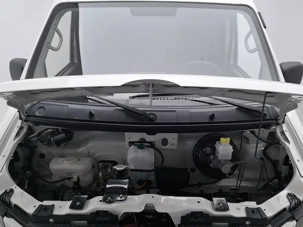 Dongfeng EM27 — миниатюра 6
