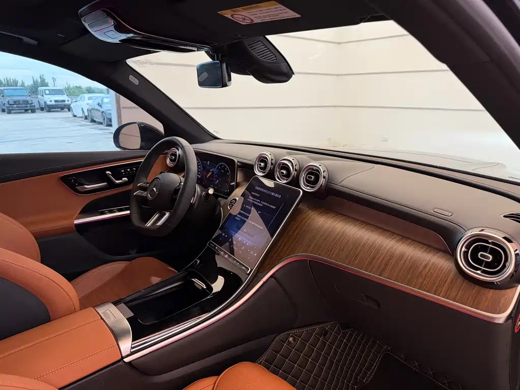 Mercedes-Benz GLC — миниатюра 16