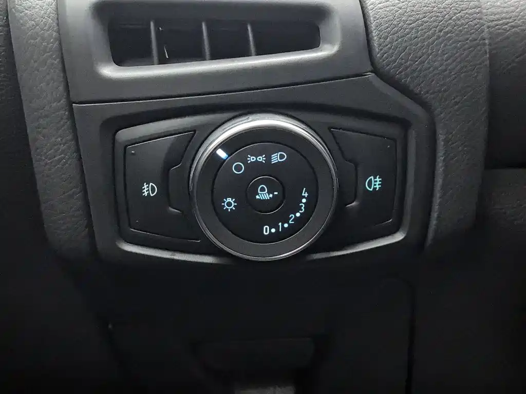 Ford Focus — миниатюра 21
