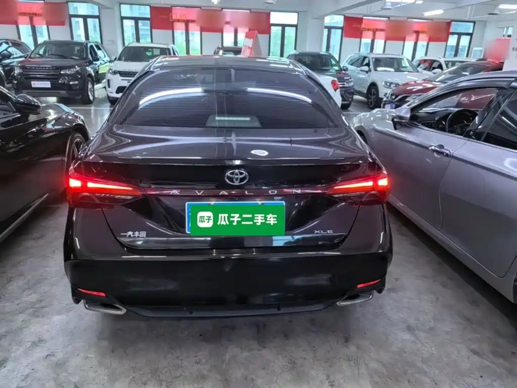 Toyota Avalon 2019 2.0L XLE Premium VI