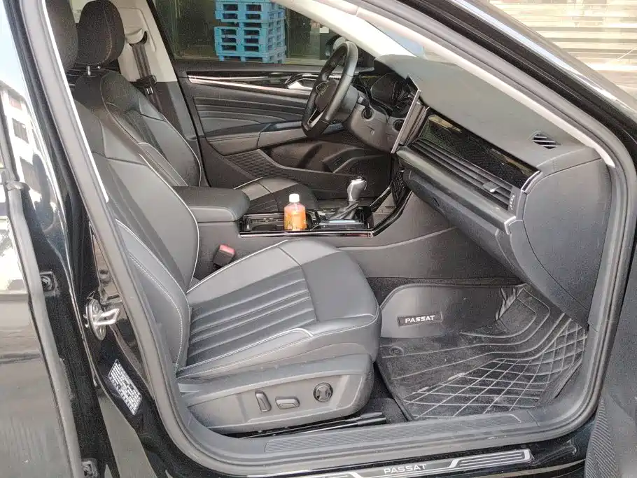 Volkswagen Passat — миниатюра 8