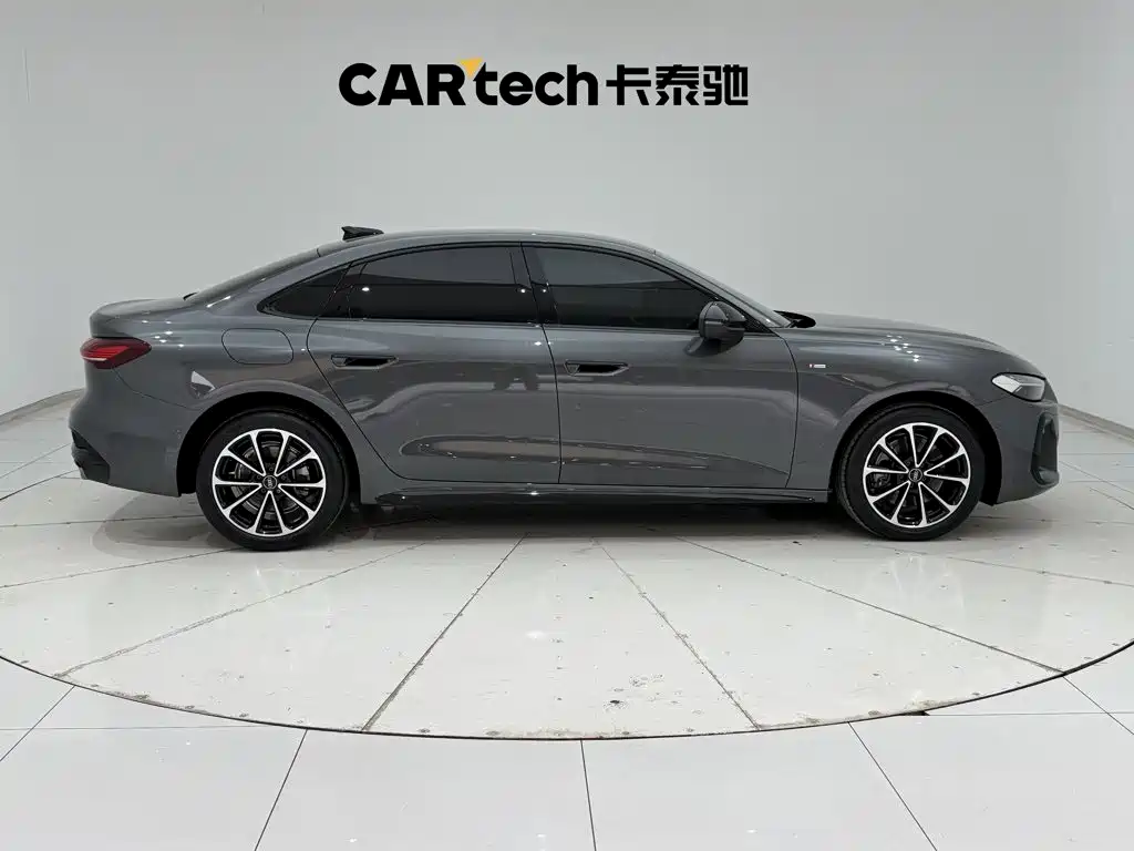 Audi A5L — миниатюра 11