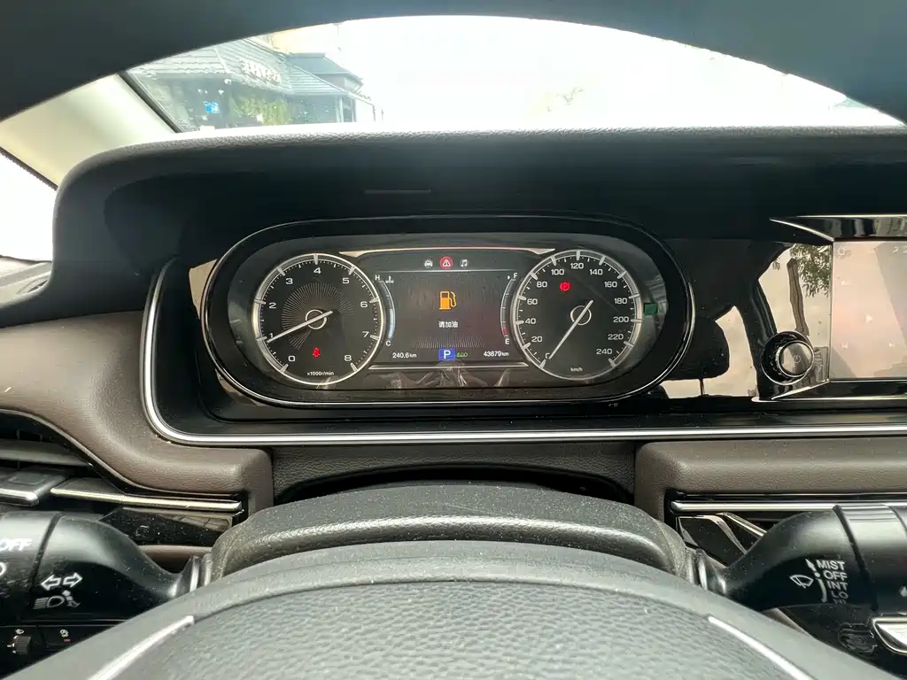 GAC Motor Trumpchi M6 — миниатюра 10