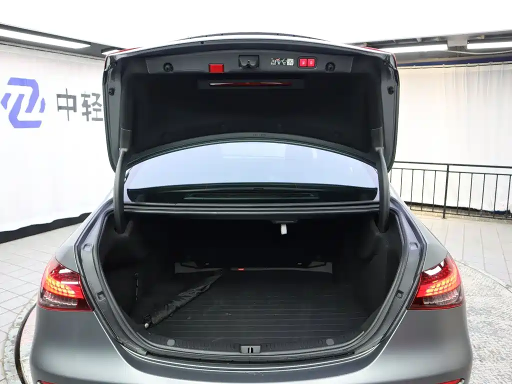 Mercedes-Benz E-Class AMG — миниатюра 24
