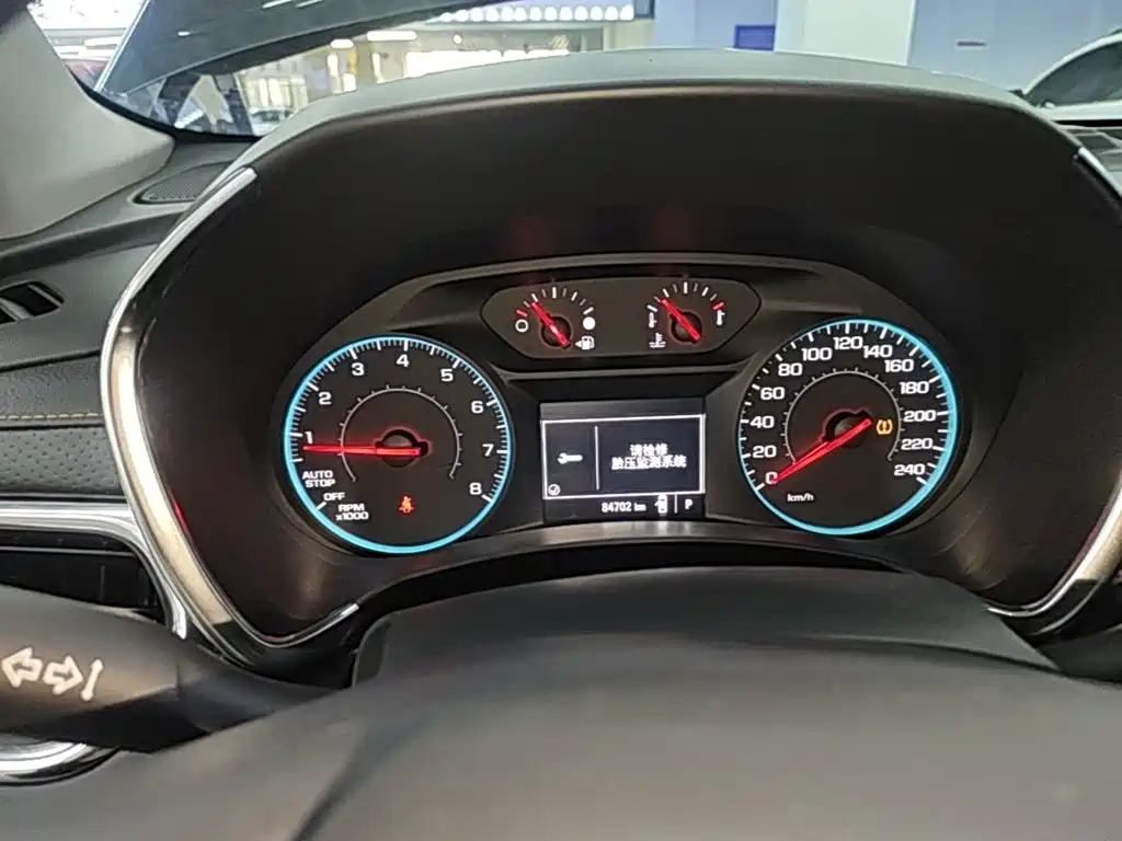 Chevrolet Equinox — миниатюра 12