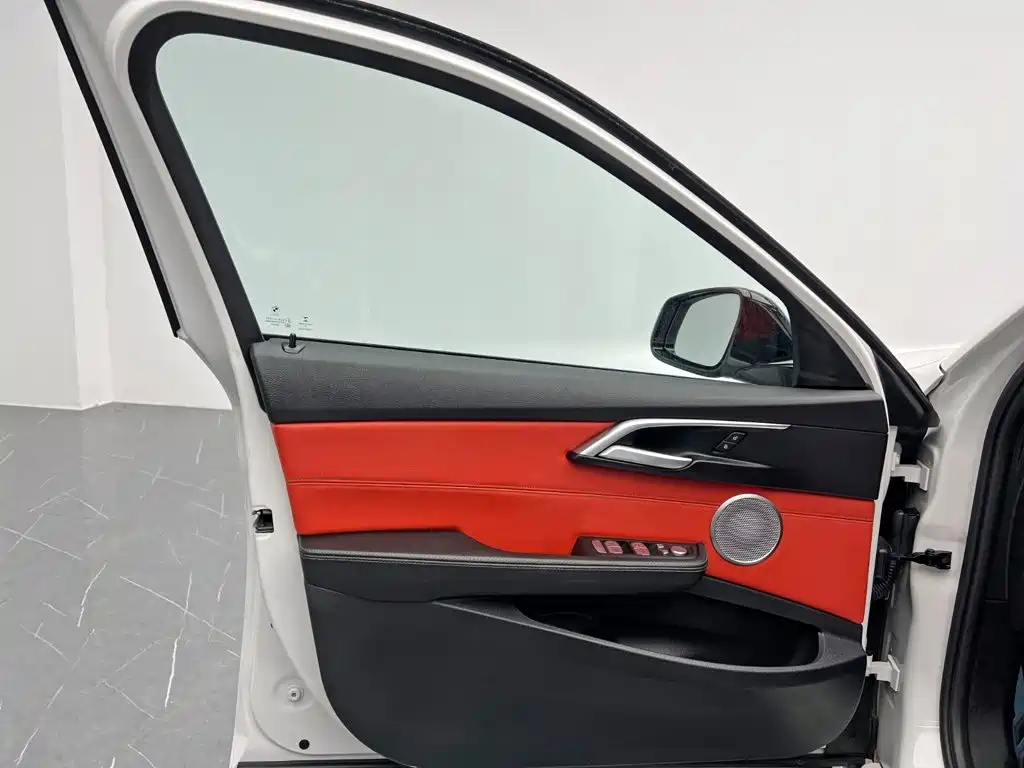 BMW 1 Series — миниатюра 11