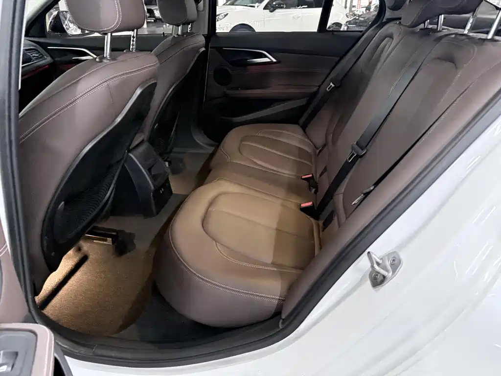 BMW 1 Series — миниатюра 9