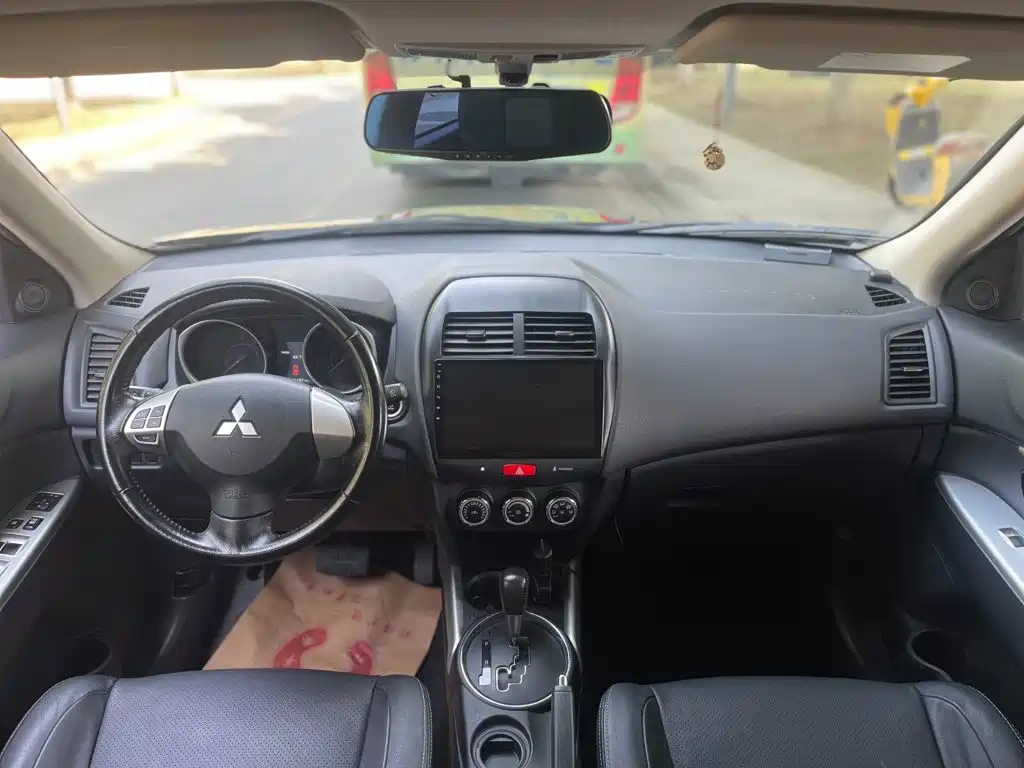 Mitsubishi ASX — миниатюра 17