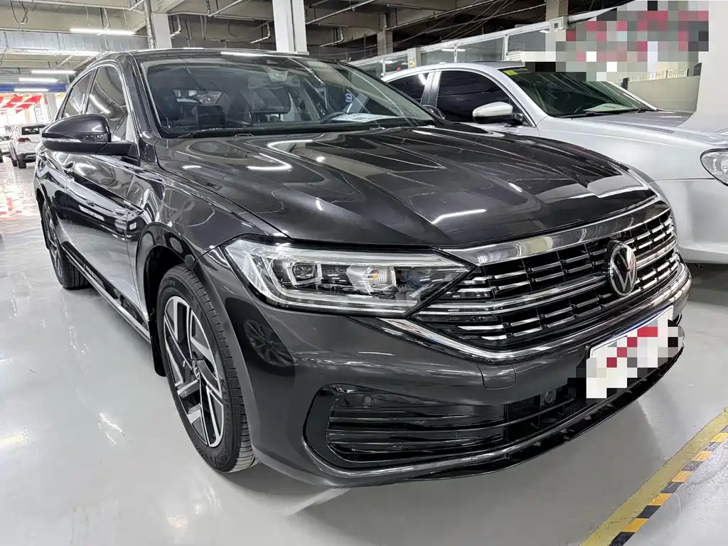 Volkswagen Sagitar — миниатюра 3