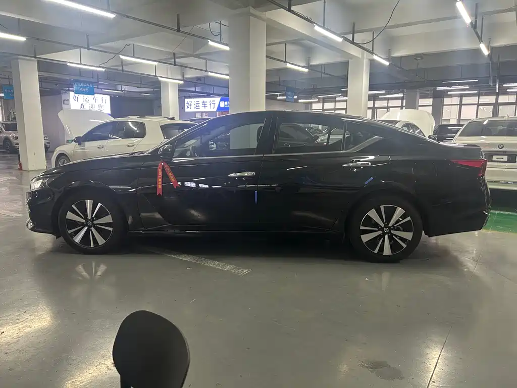 Nissan Altima 2020 2.0L XL Upper