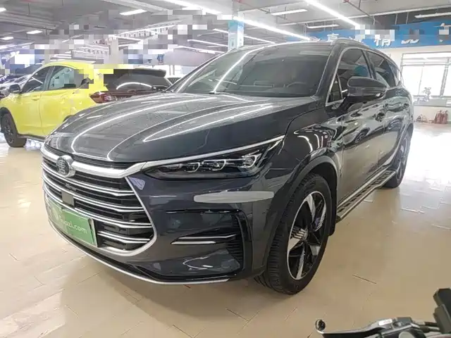2023 BYD Tang