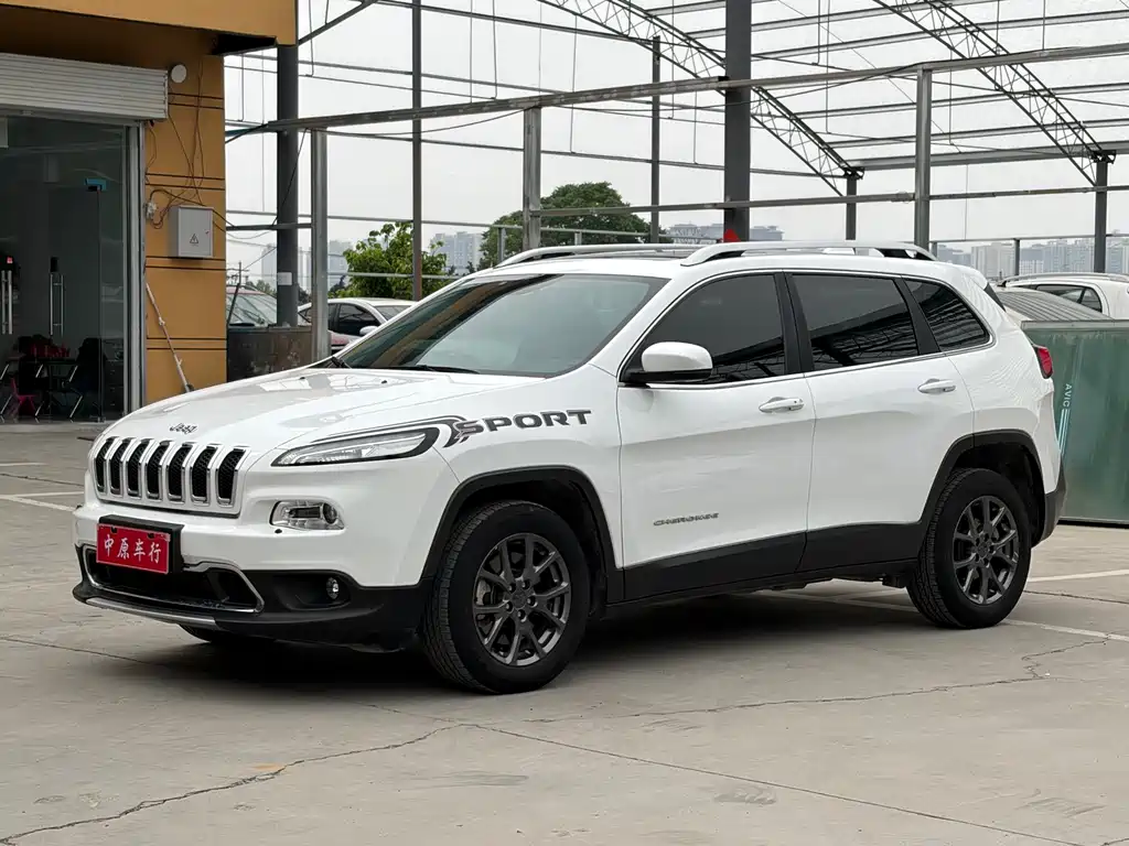 Jeep Cherokee 2021