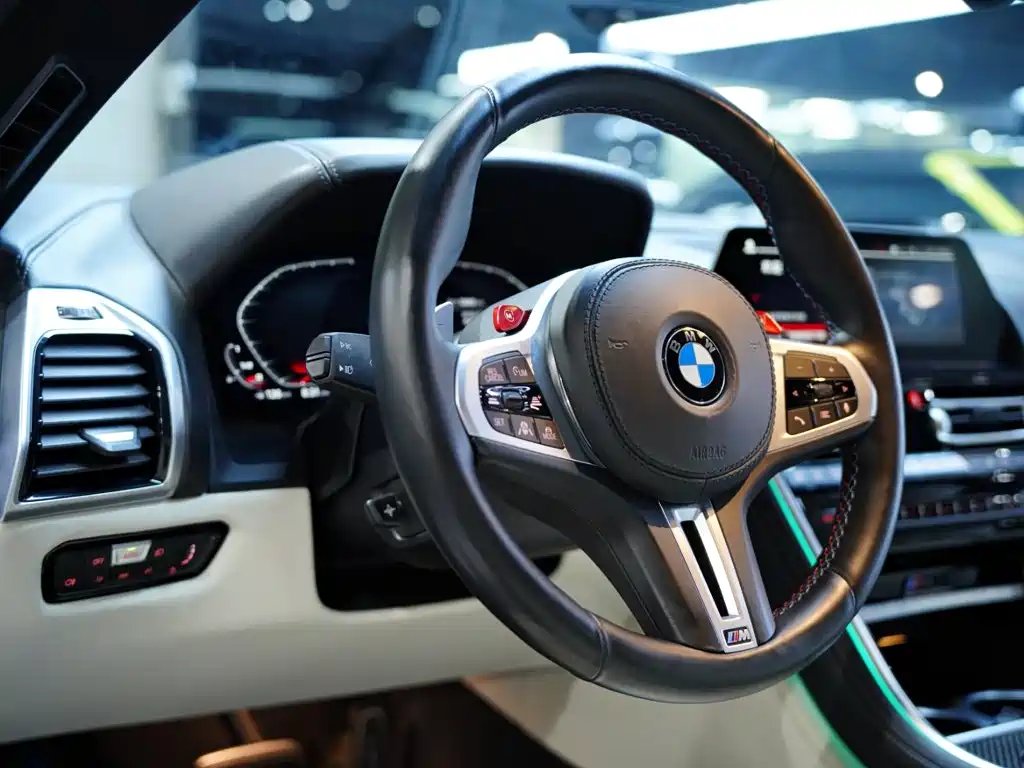 BMW M8 — миниатюра 38