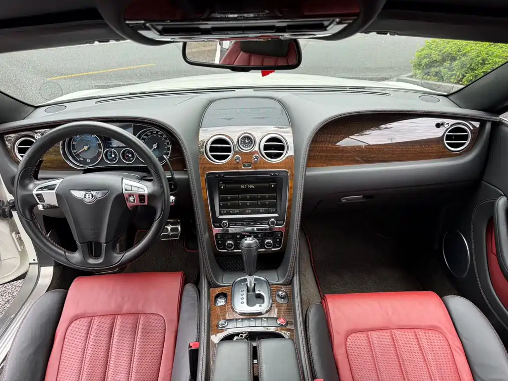 Bentley Continental — миниатюра 12