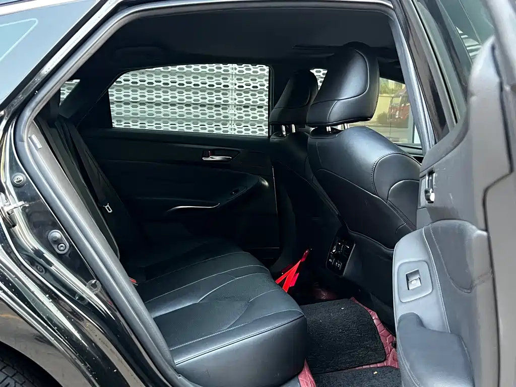 Toyota Avalon — миниатюра 23