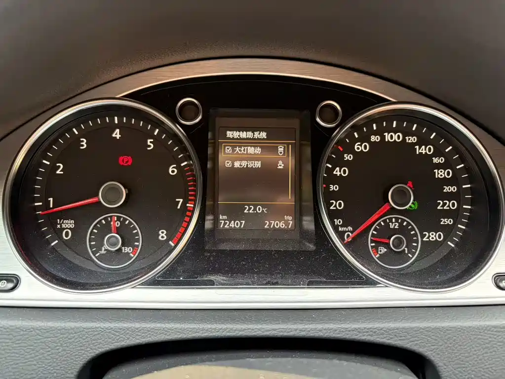 Volkswagen CC — миниатюра 11