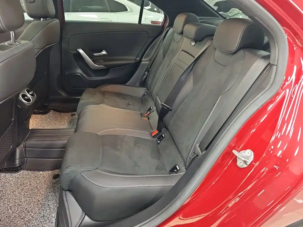 Mercedes-Benz A-Class — миниатюра 17