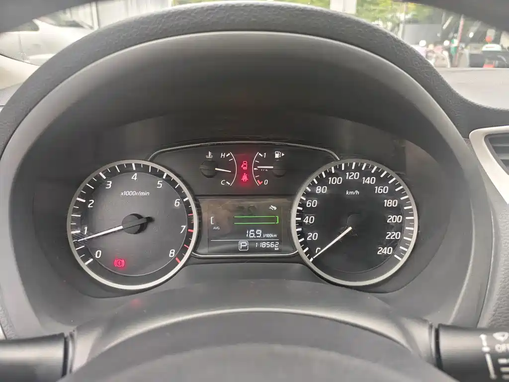 Nissan Sylphy — миниатюра 12