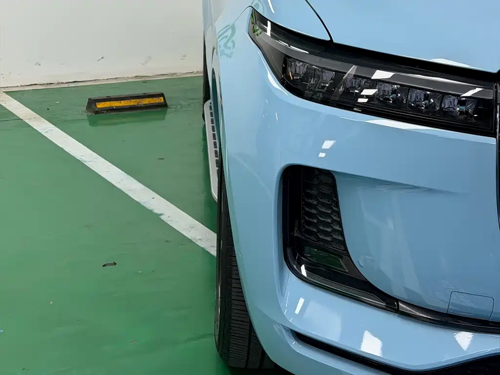 Li Auto ONE 2021 6 мест