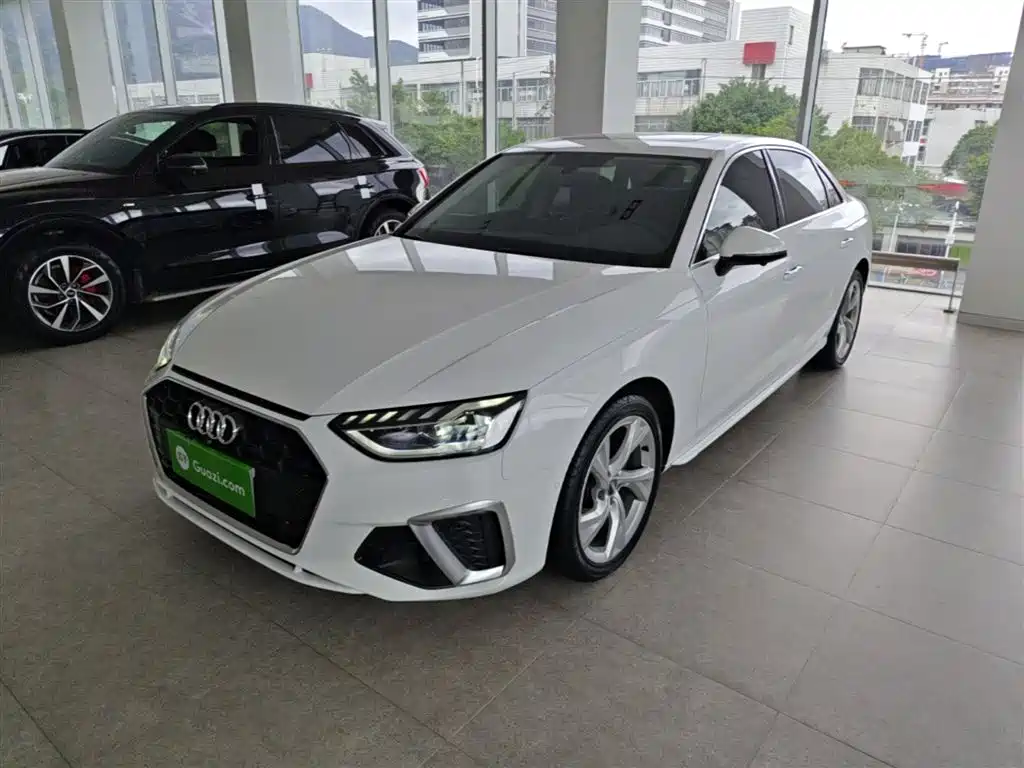 Audi A4L 2021