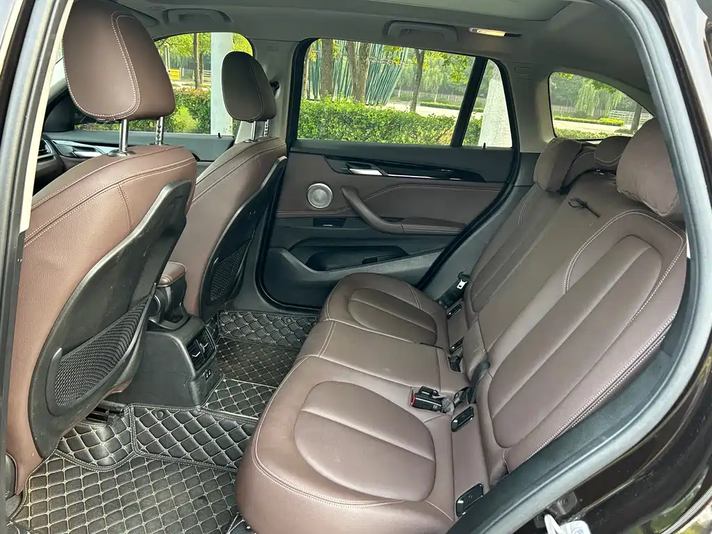 BMW X1 2022 sDrive25Li Lead