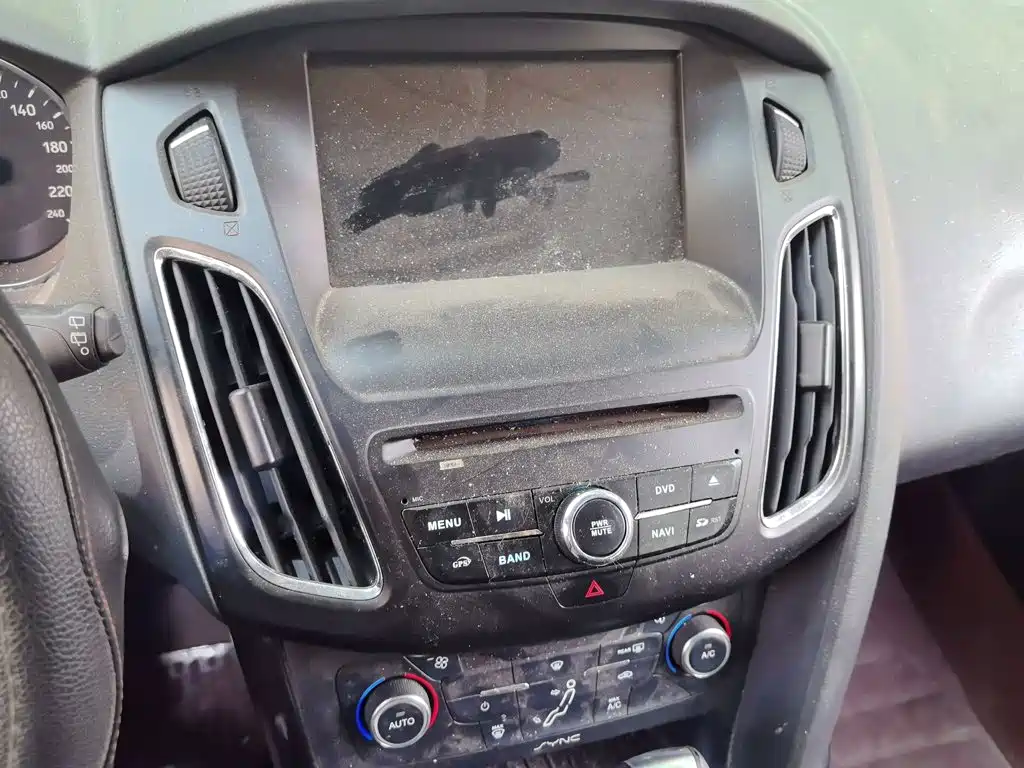 Ford Focus — миниатюра 9