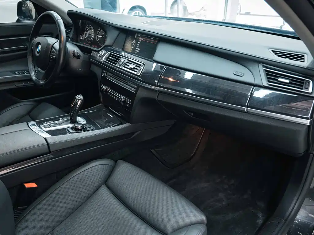 BMW 7 Series — фотографии объявления, Фото 18