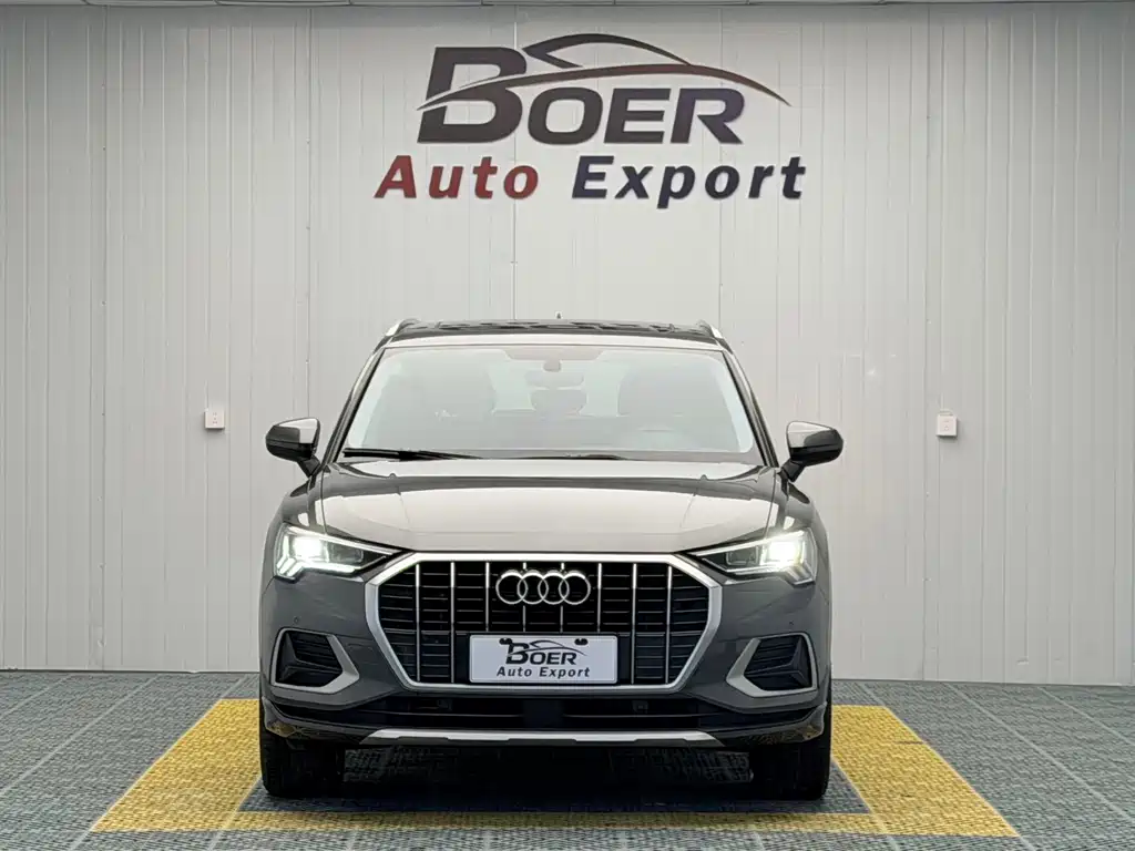 Audi Q3 - фото 2