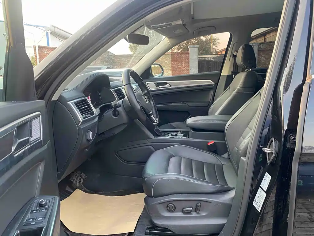 Volkswagen Teramont — миниатюра 9