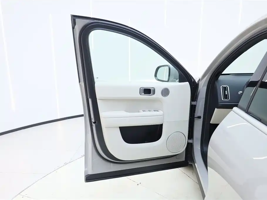 Li Auto L6 2024 Pro