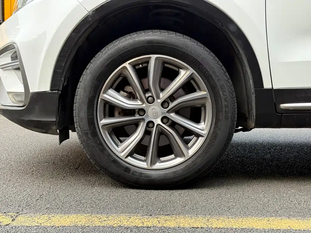 Geely Boyue — миниатюра 17