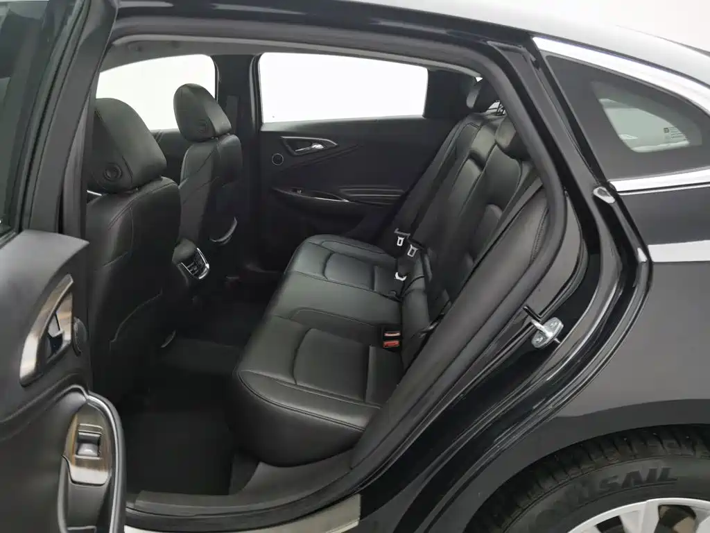 Chevrolet Malibu XL — миниатюра 15