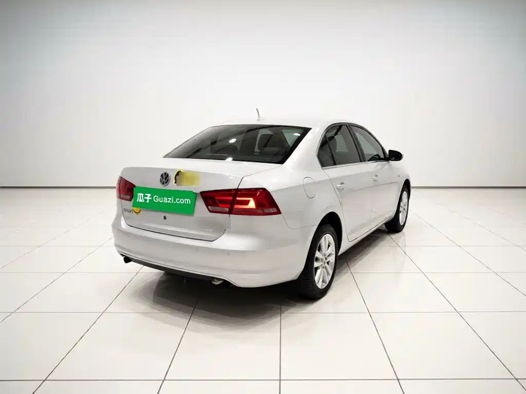Volkswagen Santana — миниатюра 6
