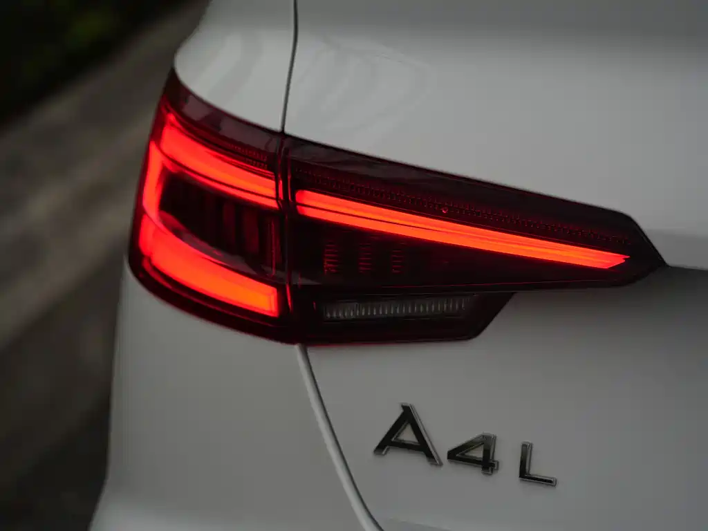 Audi A4L — фотографии объявления, Фото 12