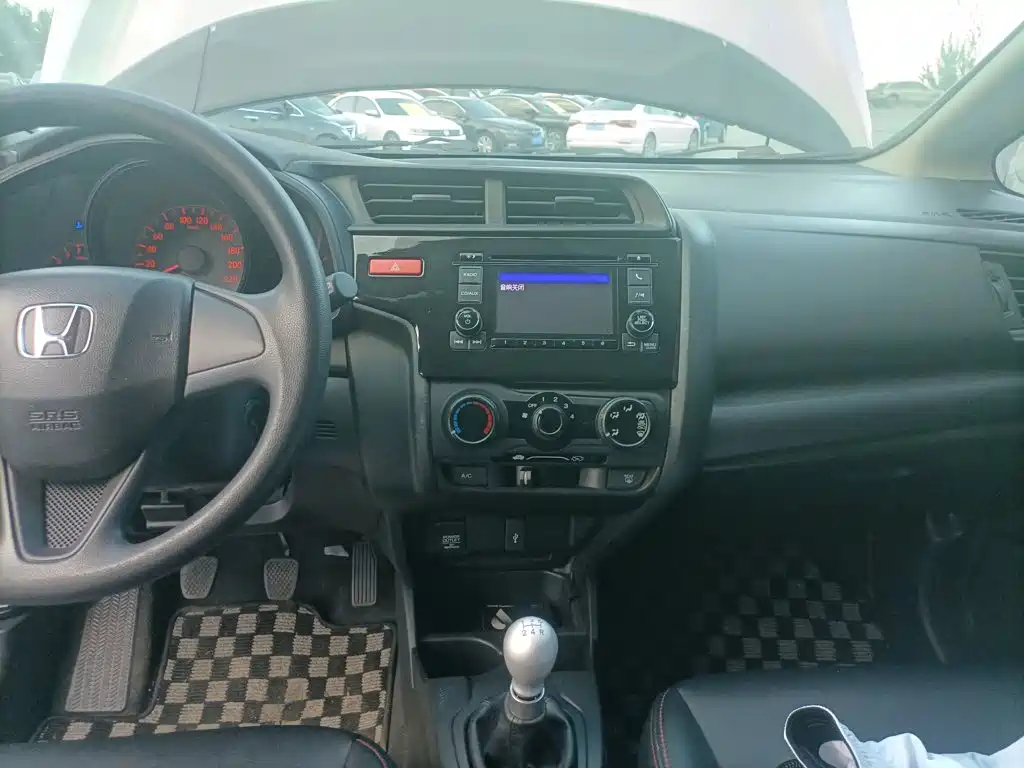 Honda Fit — миниатюра 13
