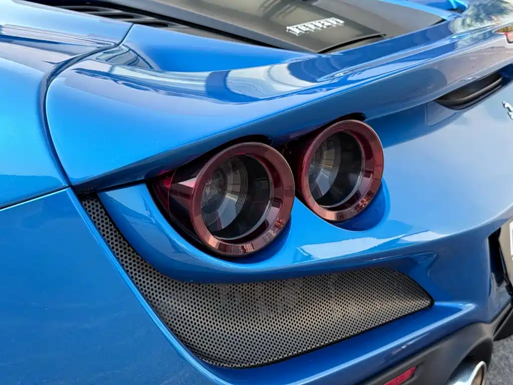 Ferrari F8 — миниатюра 14
