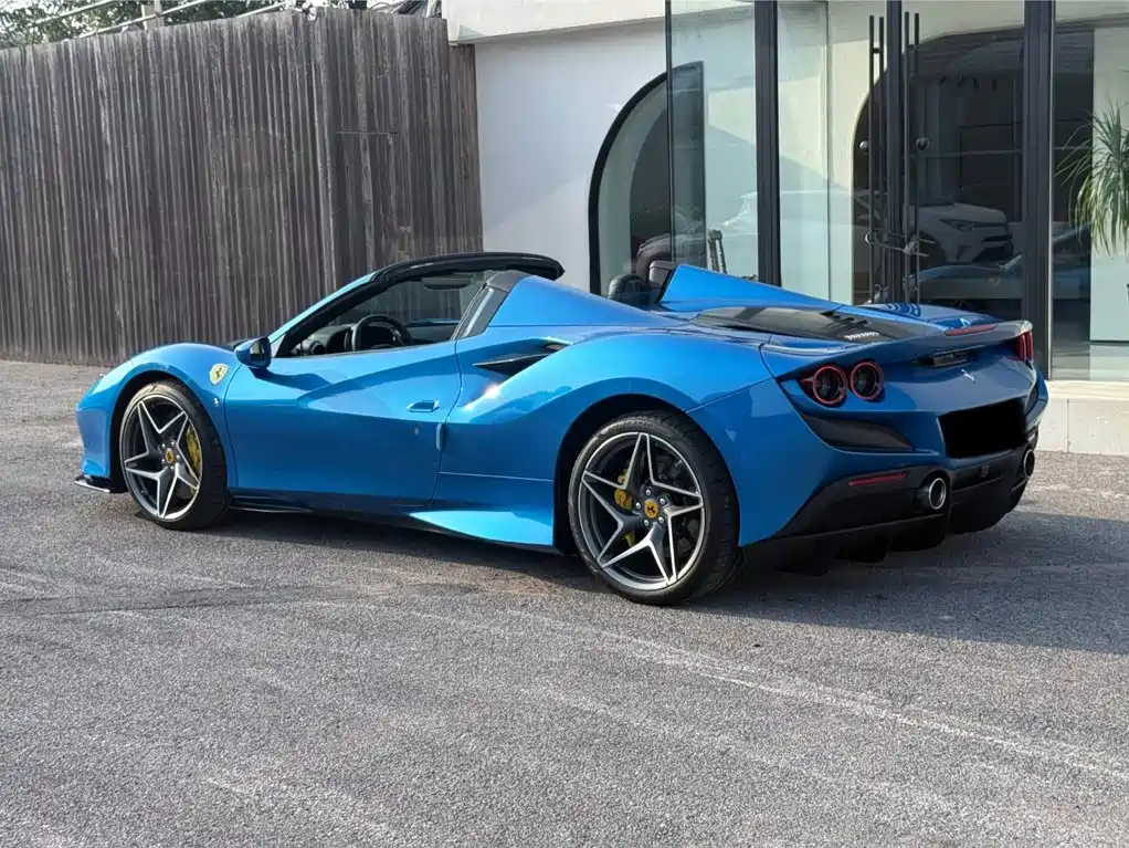 Ferrari F8 — миниатюра 21